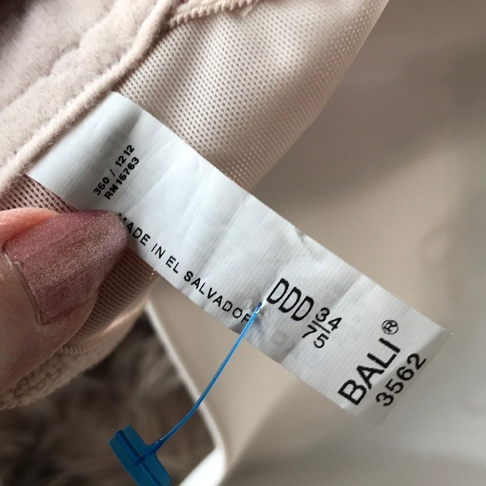 Bali Satin Tracings Underwire Minimizer bra nude - Picture 6 of 8
